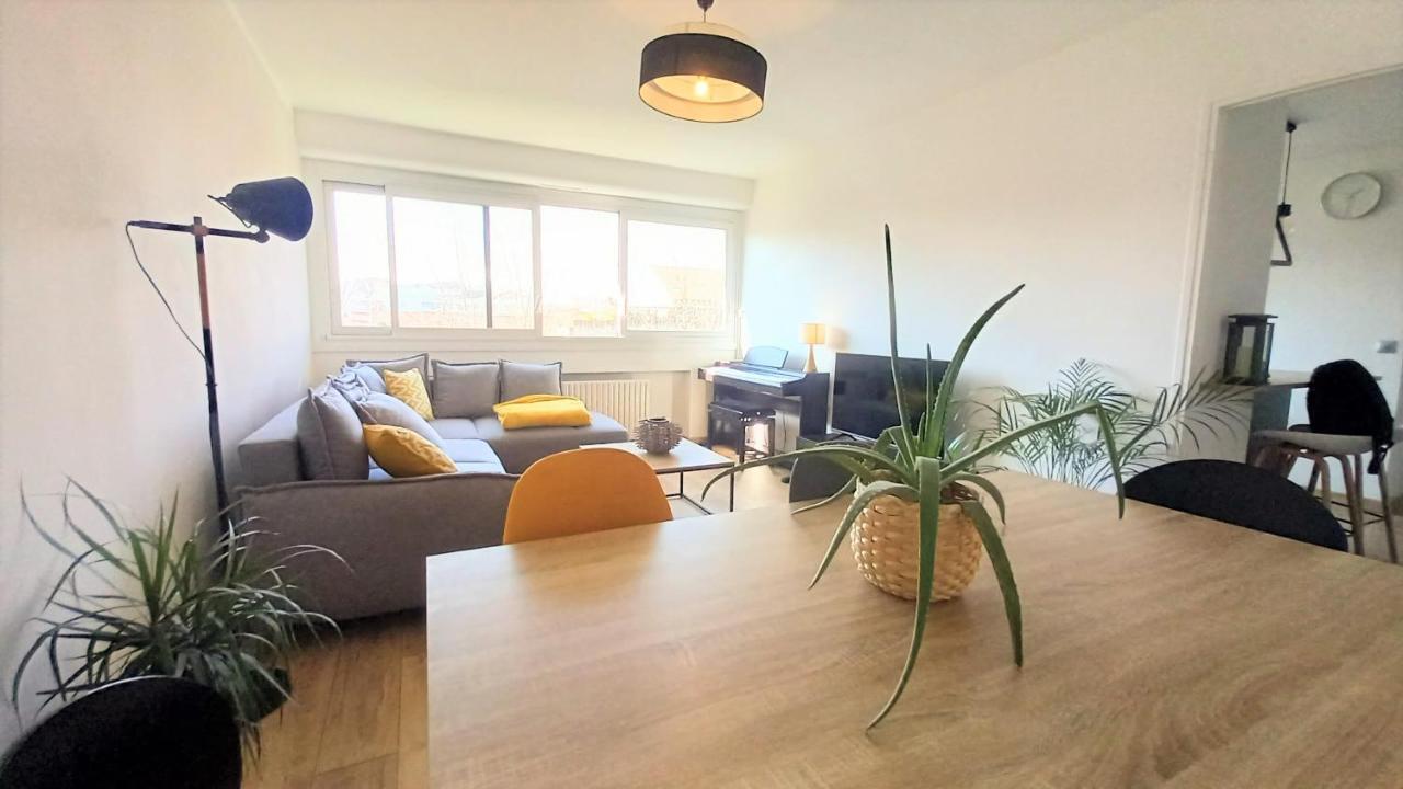 Magnifique Cocon - Metro A Republique - 2 Belles Chambres Avec Dressings - Wifi Gratuit - Netflix - Au Calme Absolu - Lumineux - Jardin Arbore Partage Dans La Residence ビユールバンヌ エクステリア 写真