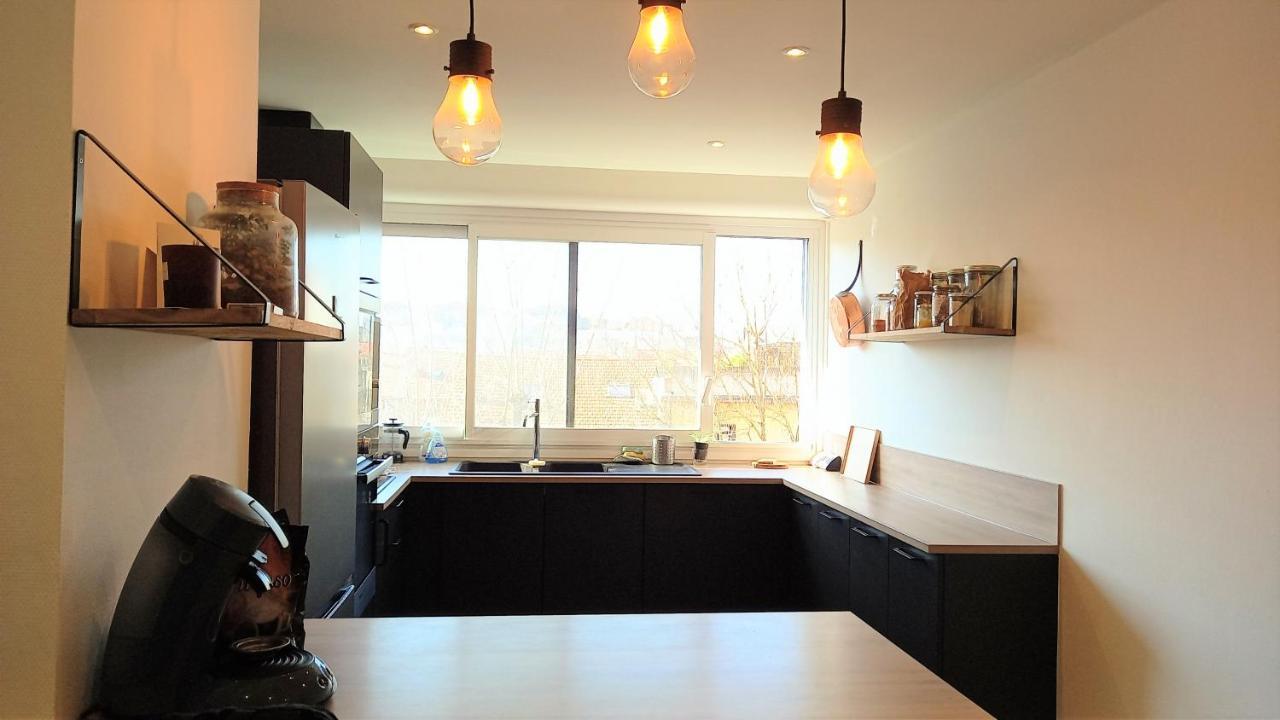 Magnifique Cocon - Metro A Republique - 2 Belles Chambres Avec Dressings - Wifi Gratuit - Netflix - Au Calme Absolu - Lumineux - Jardin Arbore Partage Dans La Residence ビユールバンヌ エクステリア 写真